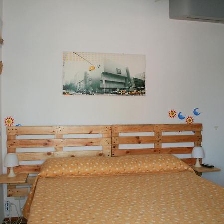 Casa Vacanze Sole & Luna ミラッツォ エクステリア 写真